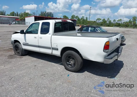 2001 Toyota Tundra Sr5 V8 from USA, damaged, VIN 5TBRT34101S145355
